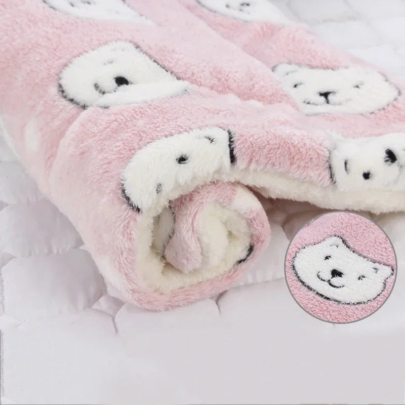 Cozy Hamster Bedding: Plush Mat for Small Pets
